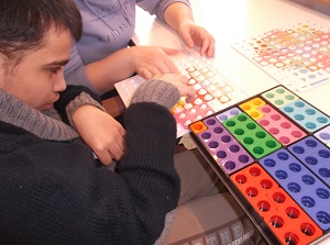 Lyon - making sums with Numicon.